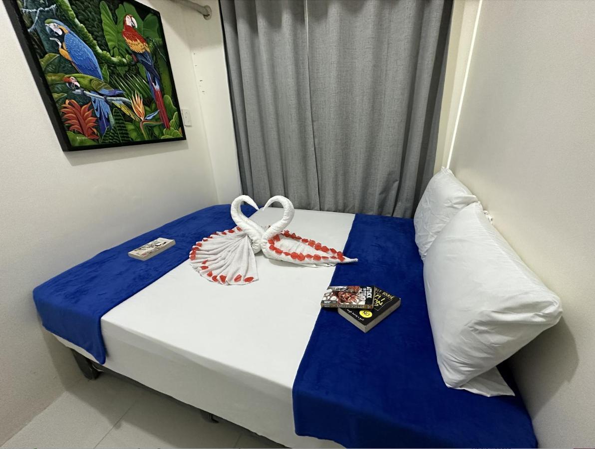 Stays At Green Residences 1 Studio Room Couples Bed With Complimentary Breakfast For 2 Manila Exterior foto