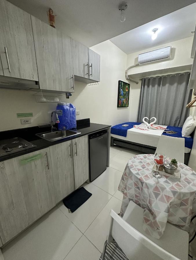 Stays At Green Residences 1 Studio Room Couples Bed With Complimentary Breakfast For 2 Manila Exterior foto