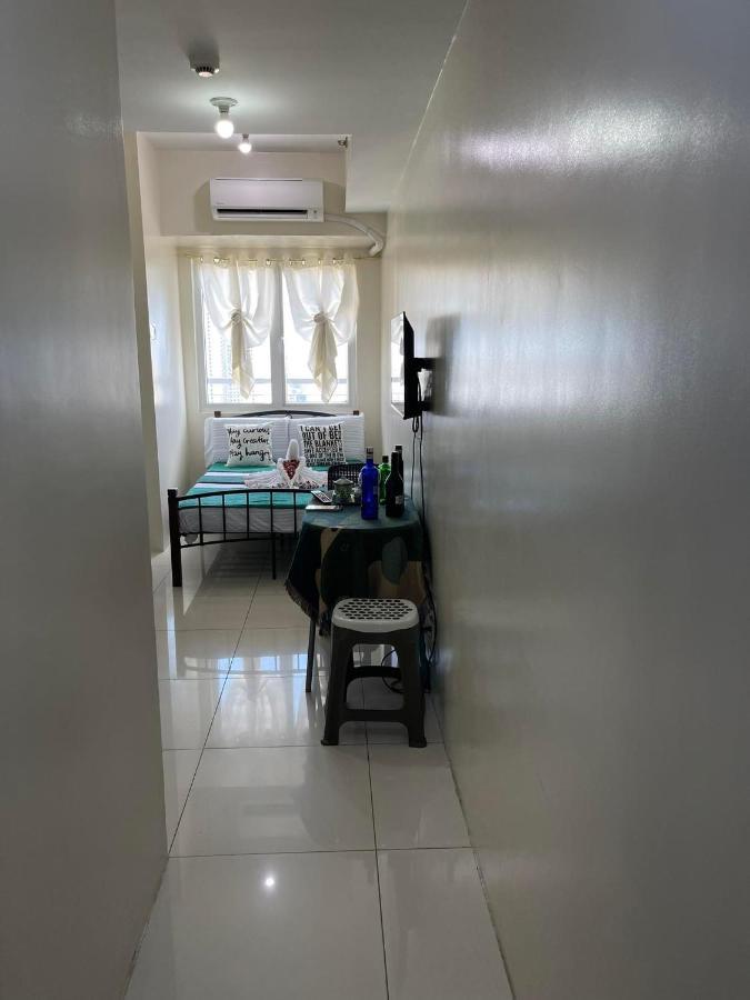 Stays At Green Residences 1 Studio Room Couples Bed With Complimentary Breakfast For 2 Manila Exterior foto