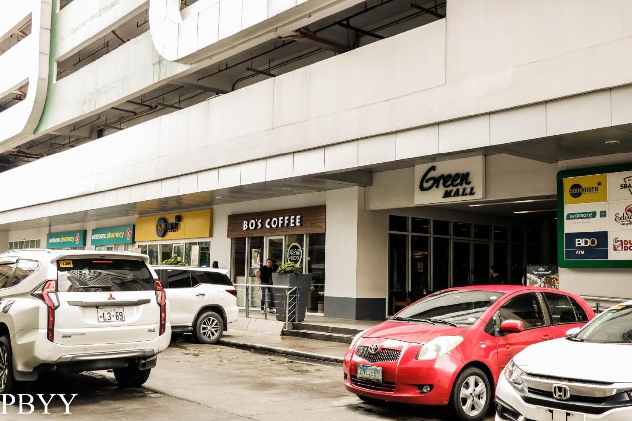 Stays At Green Residences 1 Studio Room Couples Bed With Complimentary Breakfast For 2 Manila Exterior foto