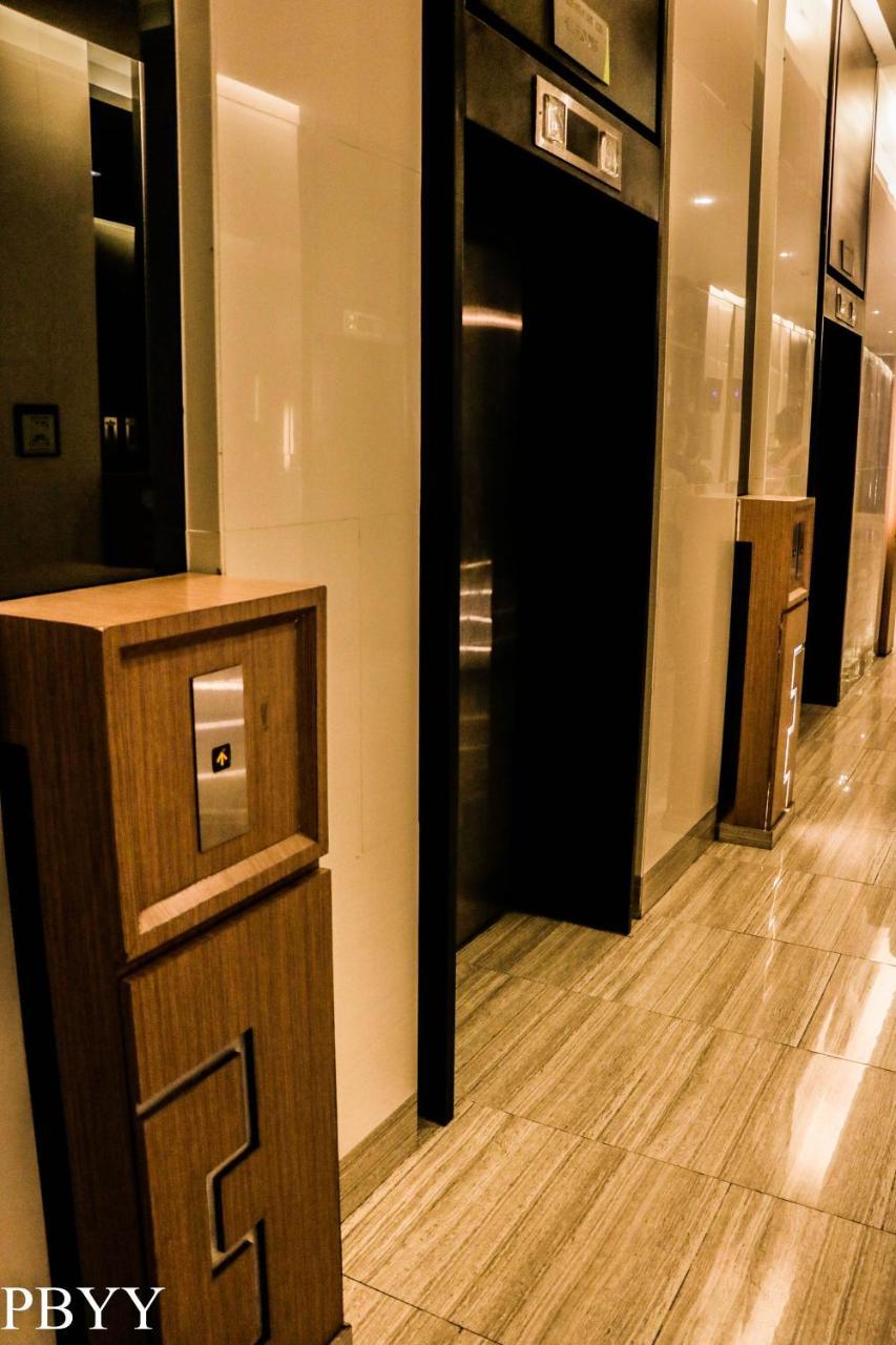 Stays At Green Residences 1 Studio Room Couples Bed With Complimentary Breakfast For 2 Manila Exterior foto